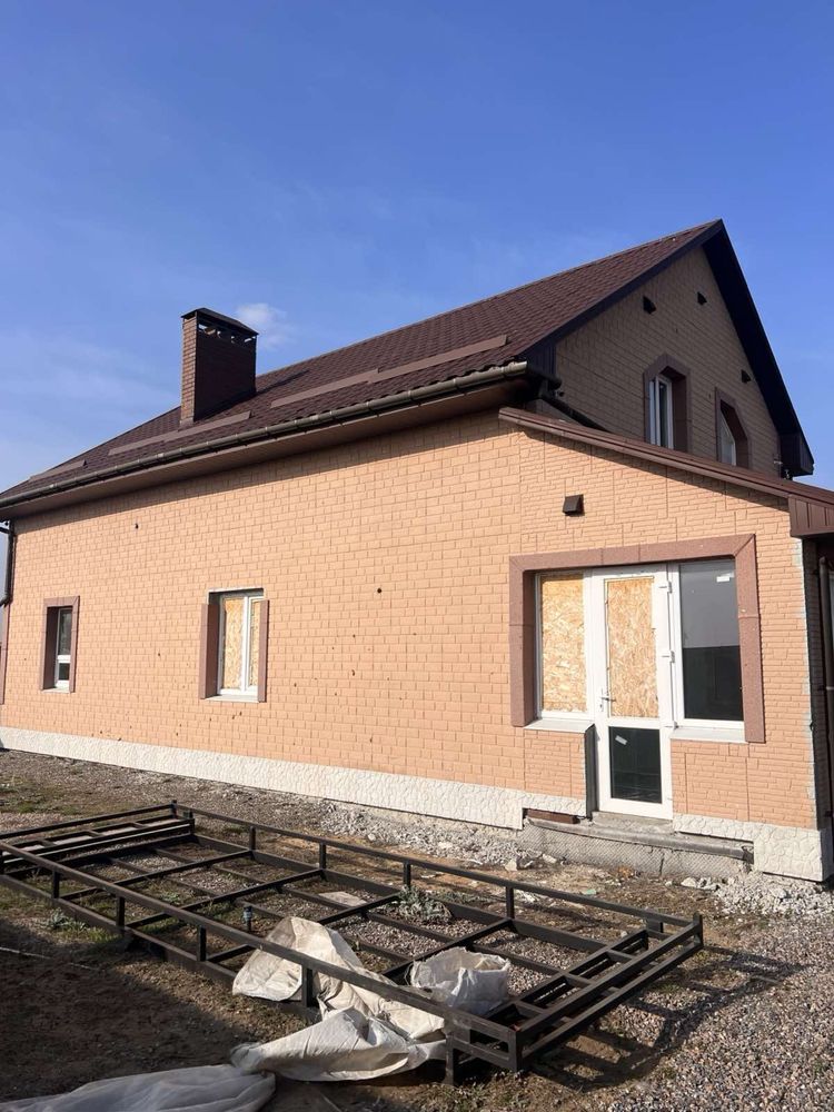 Ціну знижено! Продаж 2х поверхового будинку в Корабельному районі