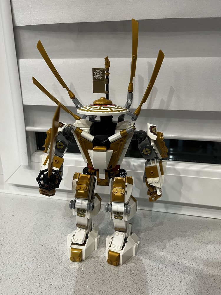 LEGO Ninja Golden Mech