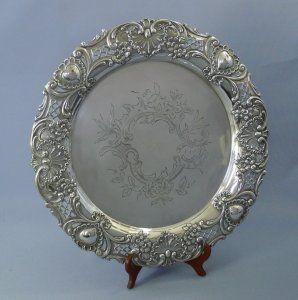 Taça recortada em prata