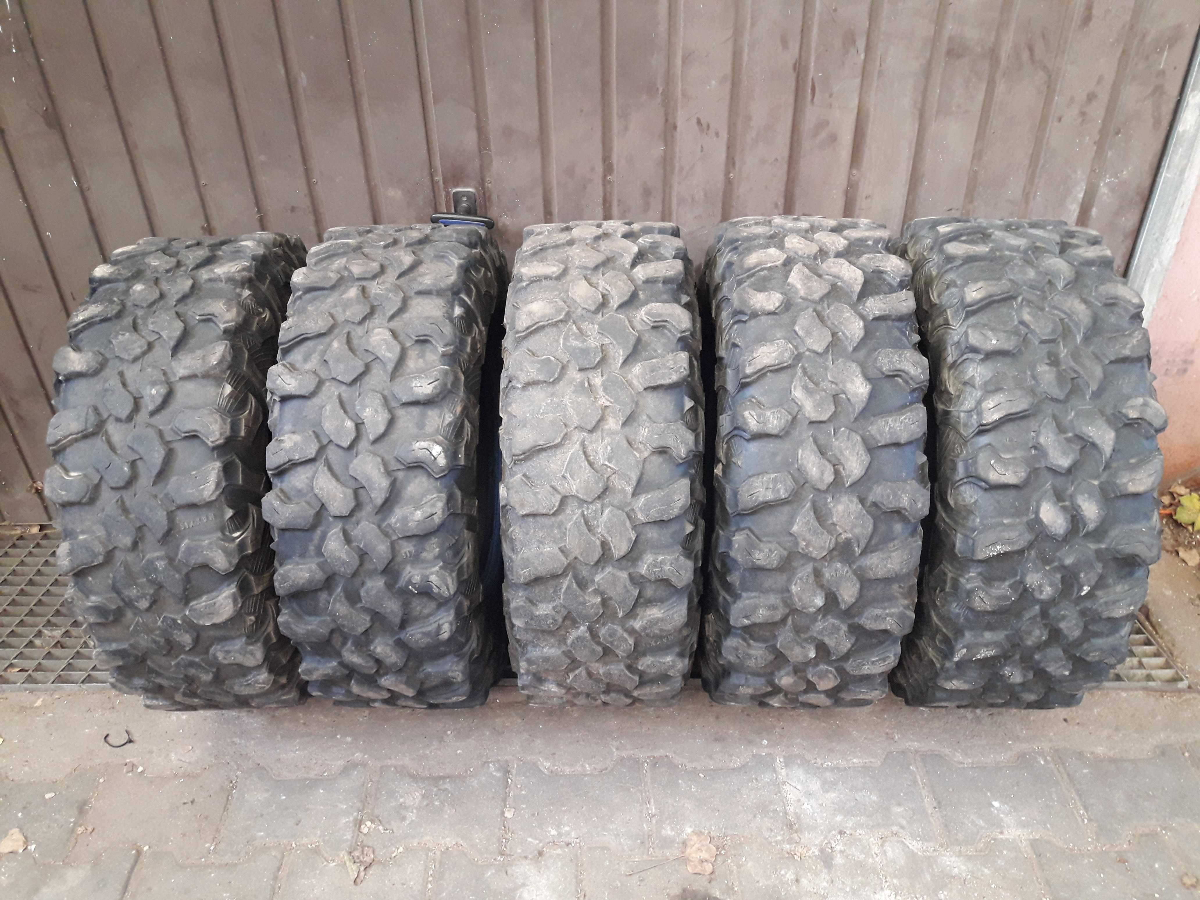 Opony Buggy  Maxxis Carnivore 30x10 r14 Samuraj Vitara cooper