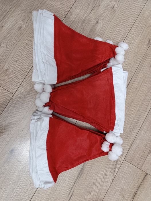 Czapki Mikołaja 33 sztuki