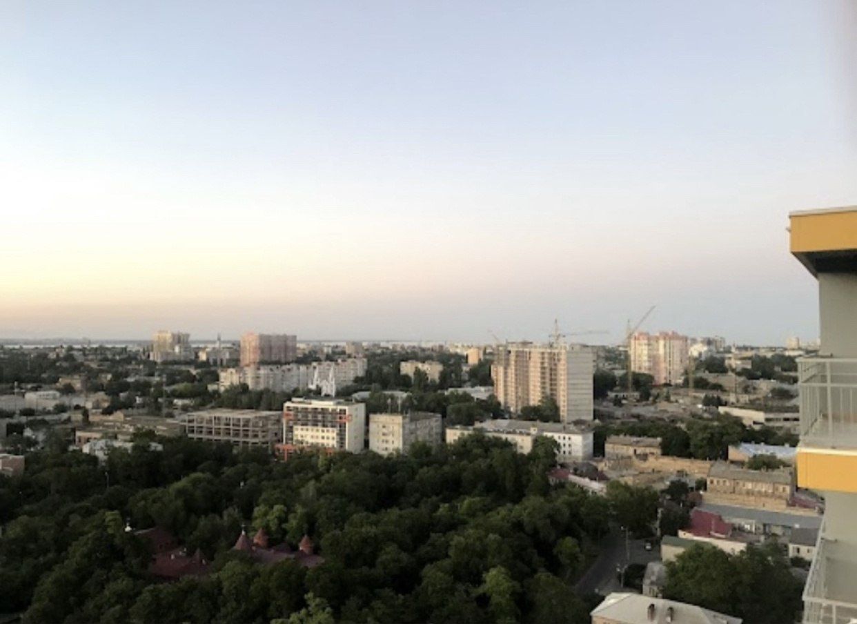 Квартира в центре с потрясающим видом на город дом сдан