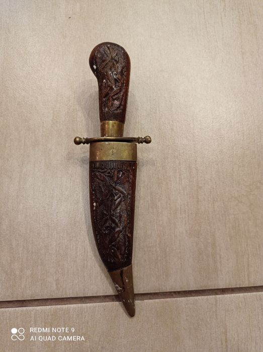 Stary nóż w drewnie,mosiądz