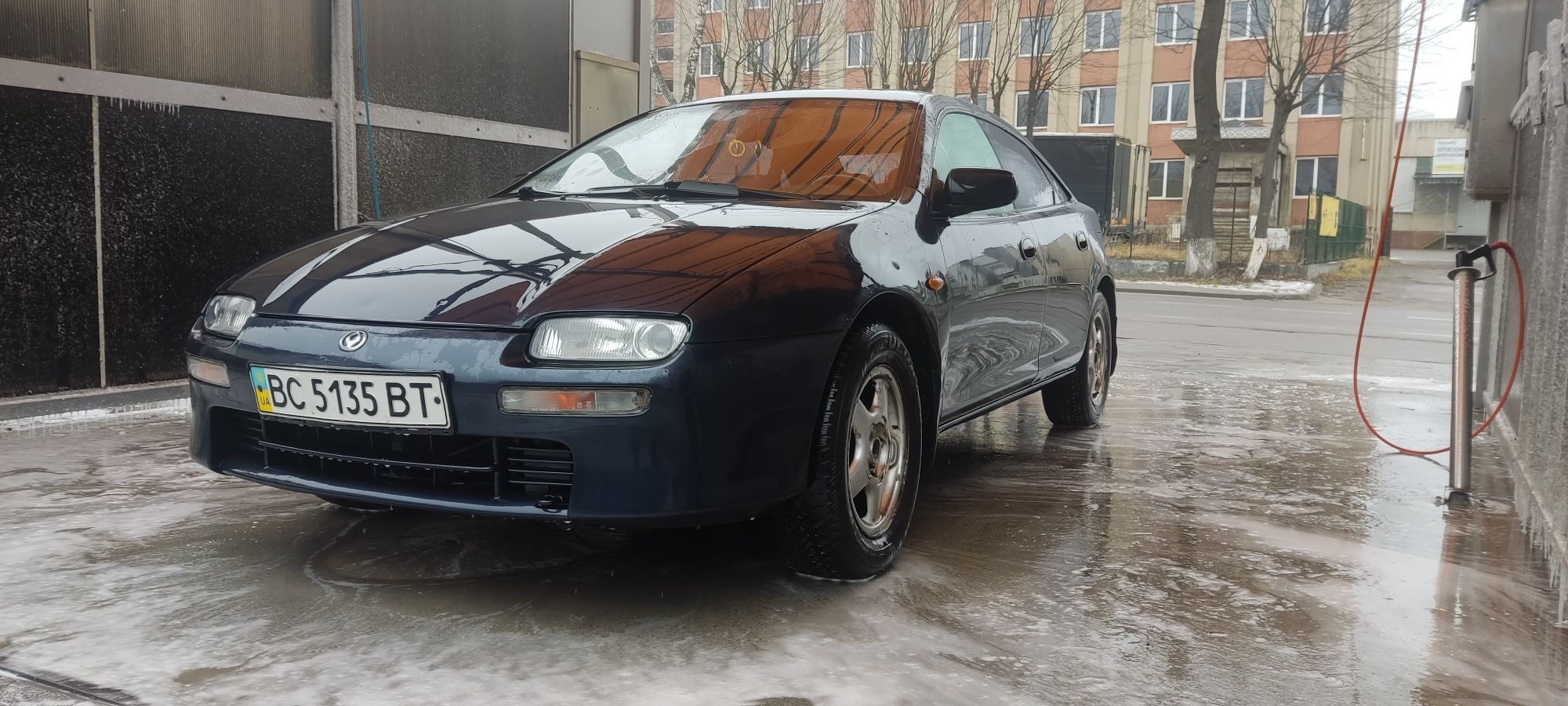 Продам mazda 323 ba