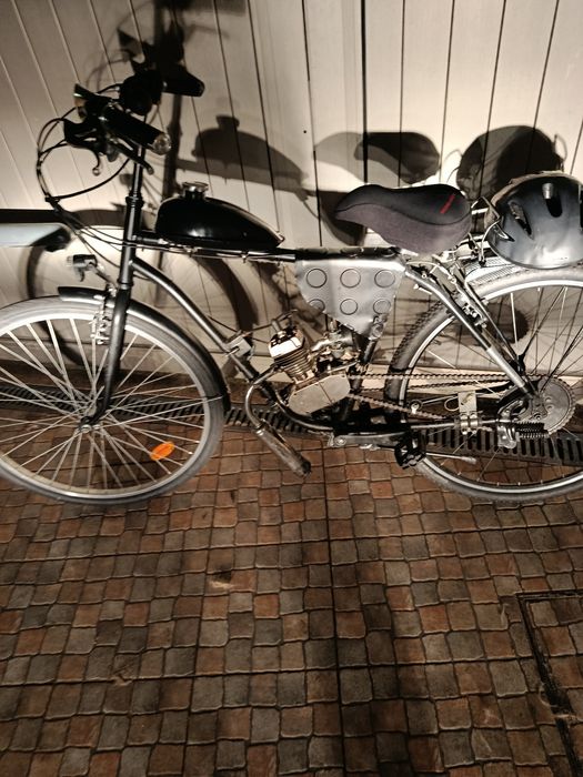 Bicicleta a gasolina