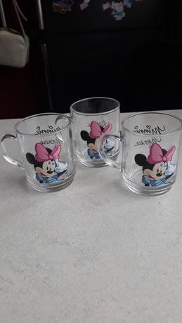 Kubeczki Minnie Mouse 3 w zestawie plus gratis