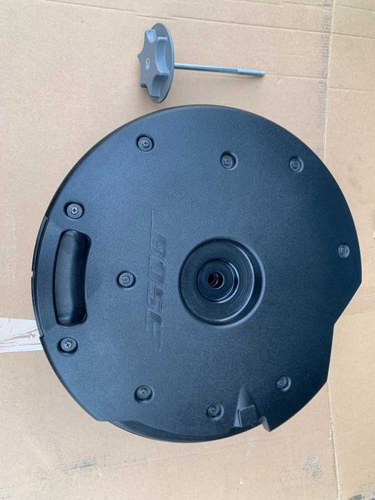 Сабвуфер Nissan Rogue 17-20 Bose діаметр 42 см