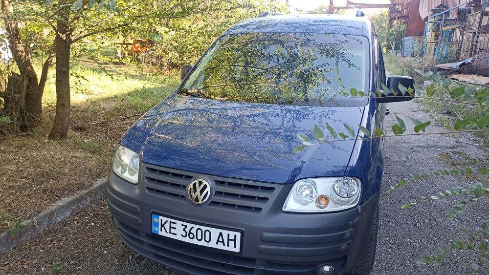 Фольксваген Кадди 2005 года