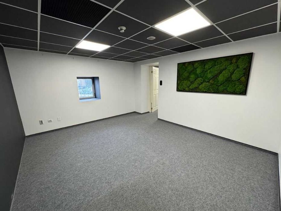 Офіс у БЦ, вул.Шовковична, м.Палац Спорту