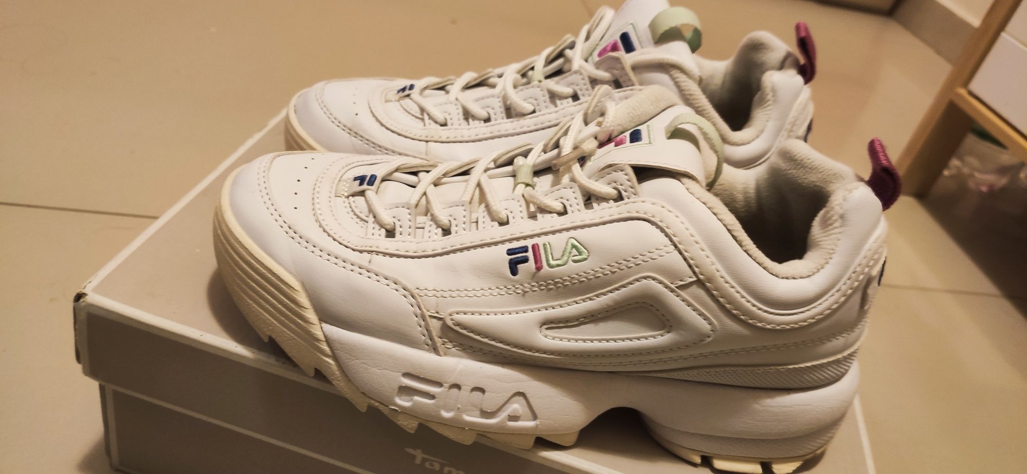 Buty na wysokiej podeszwie Fila Disruptor 37.5