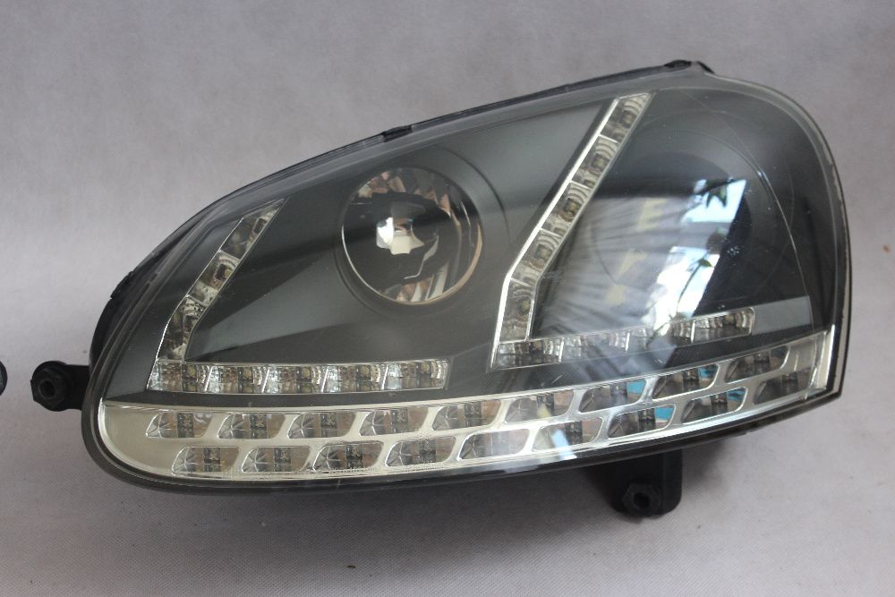 Lampy przednie przód VW GOLF 5 V 03-09 R32 GTI Dayline LED BLACK NOWE