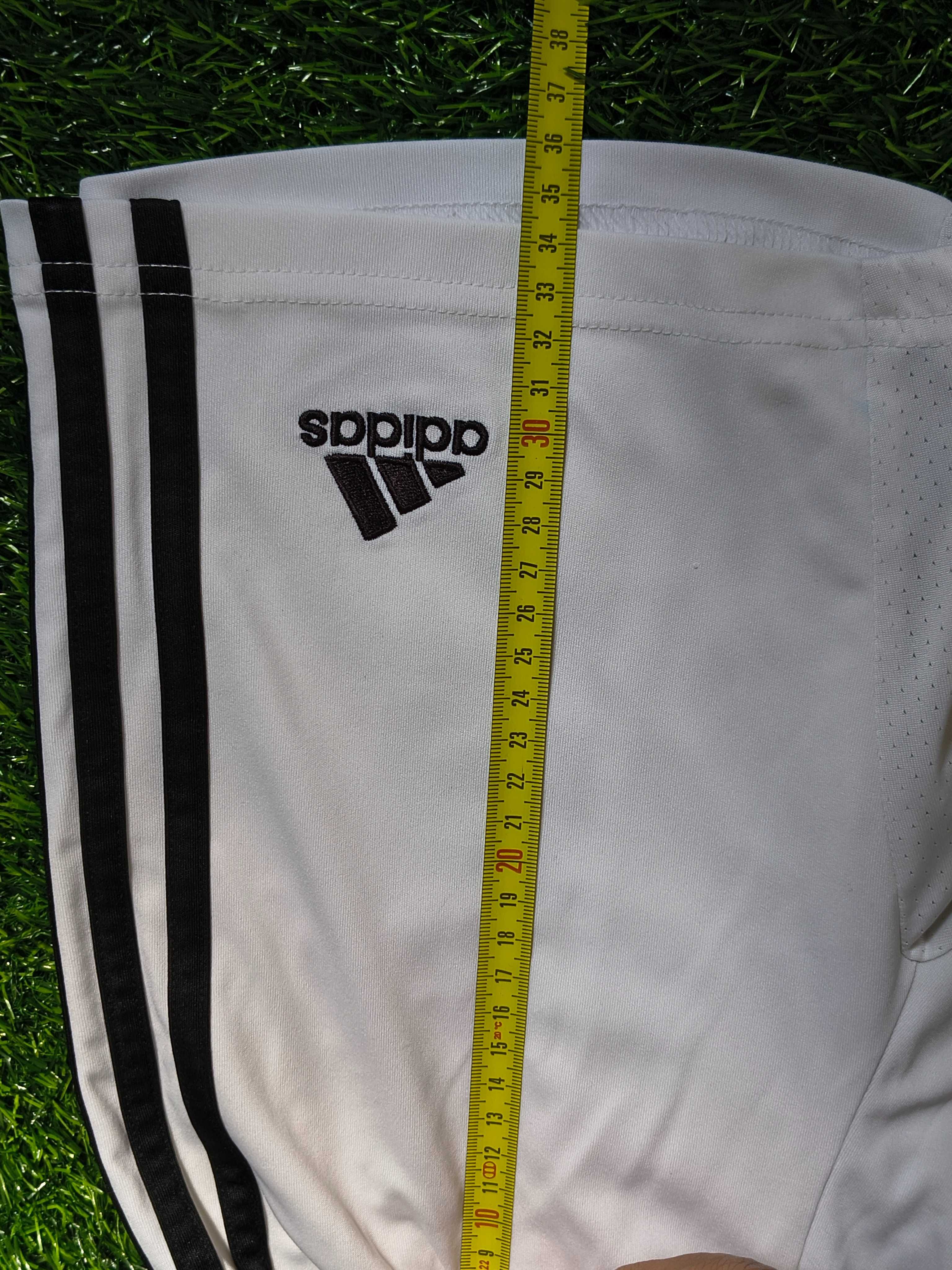 Spodenki adidas Manchester United 22/23 Domowe Junior - Biały rozm.140