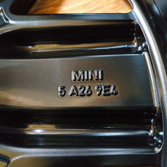 R20 8j et46 оригінал MINI Countryman U25 BMW iX1 X1 (U11) диски Міні