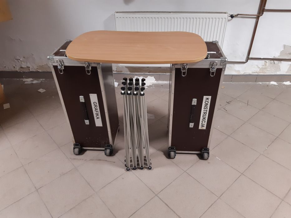 Sprzedam ściankę wystawiencza