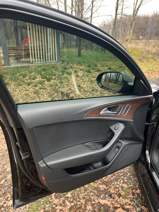 AUDI a6c7 2016 року