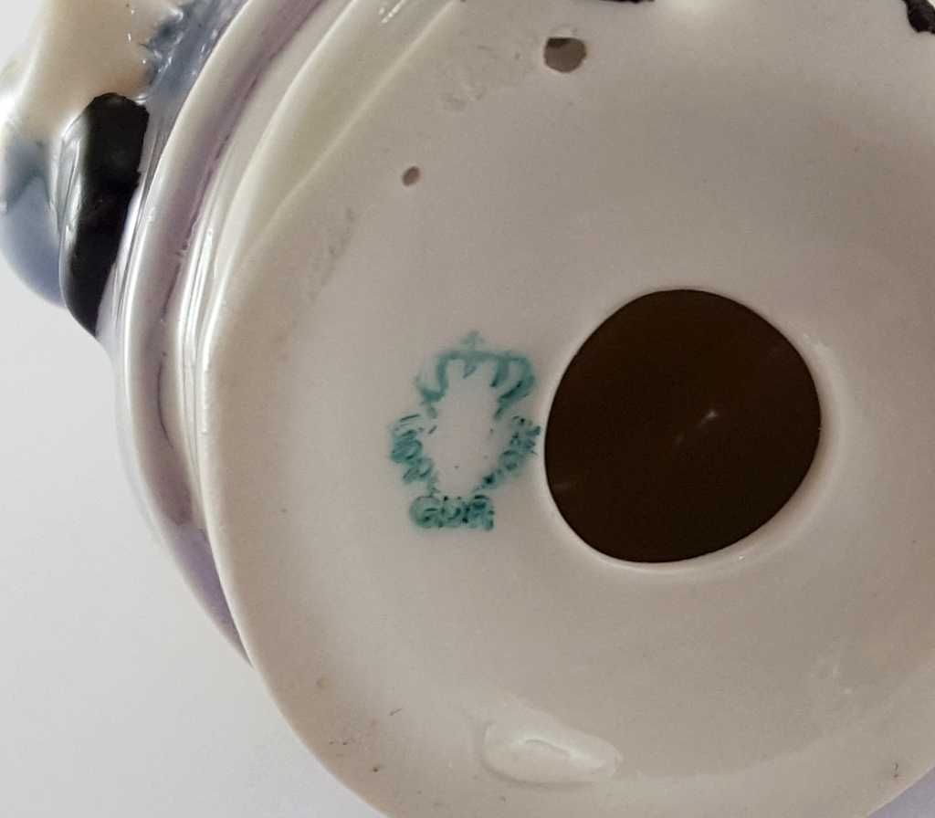 Porcelanowa, sygnowana solniczka - pojemnik na przyprawy