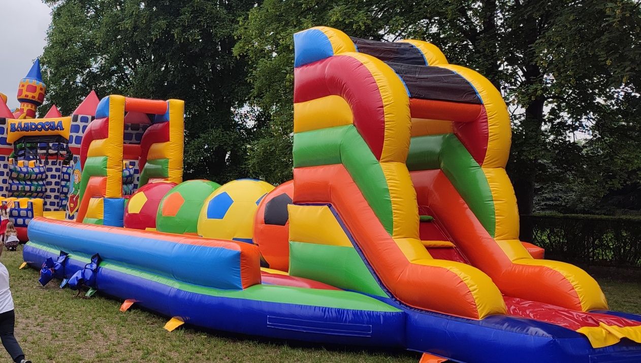 Dmuchańce, zjeżdżalnie , tory przeszkód ,trampoliny,kule wodne