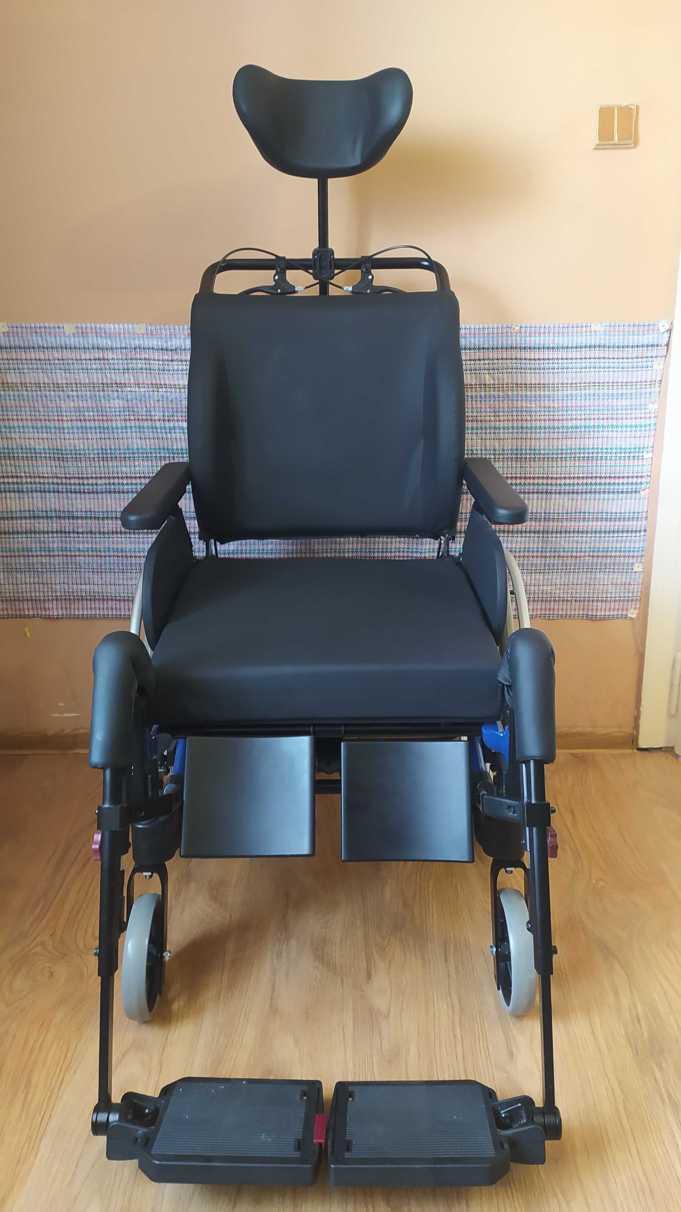Wielofunkcyjny wózek inwalidzki Netti 4U CE