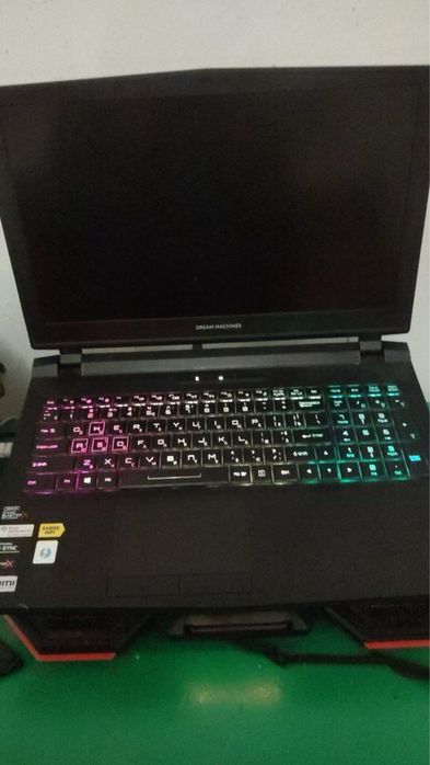 Ноутбук ігровий Dream Mashines P751TM (clevo) rtx 2080 mxm + 9600k