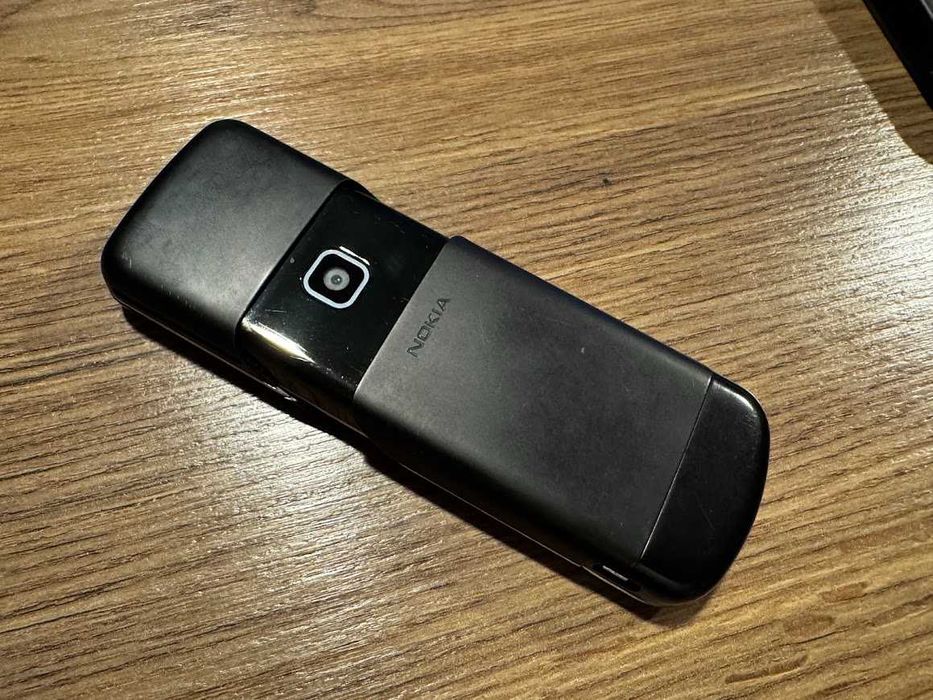 Orginalna  Nokia 8600 Lumia RM-164 BLACK