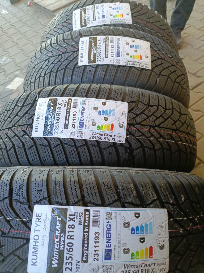 Nowe opony zimowe 235/60/18 Kumho 2023r