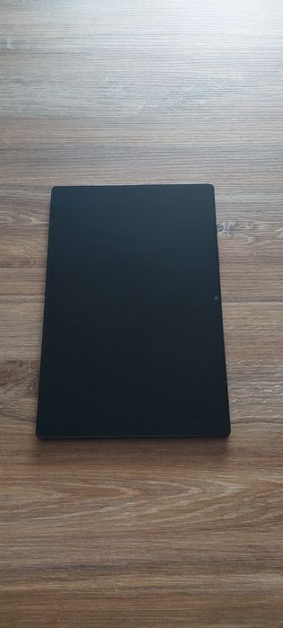 Tablet Samsung Galaxy Tab A8 dodatkowo etui