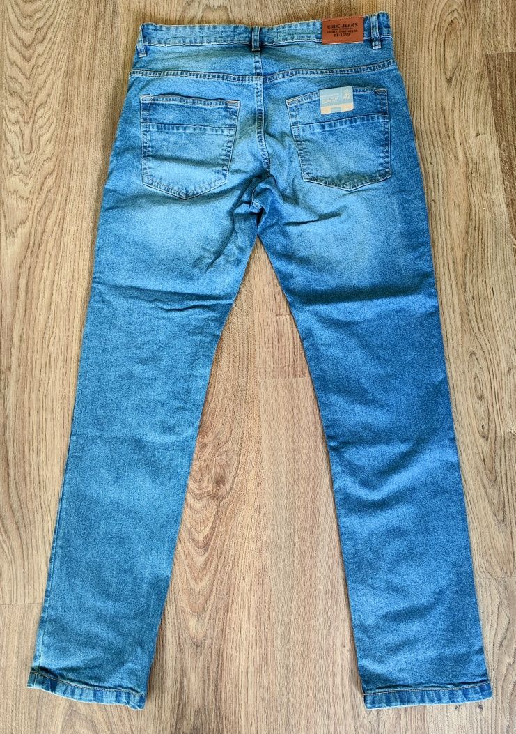 Jeans CODE SlimFit (N°42)