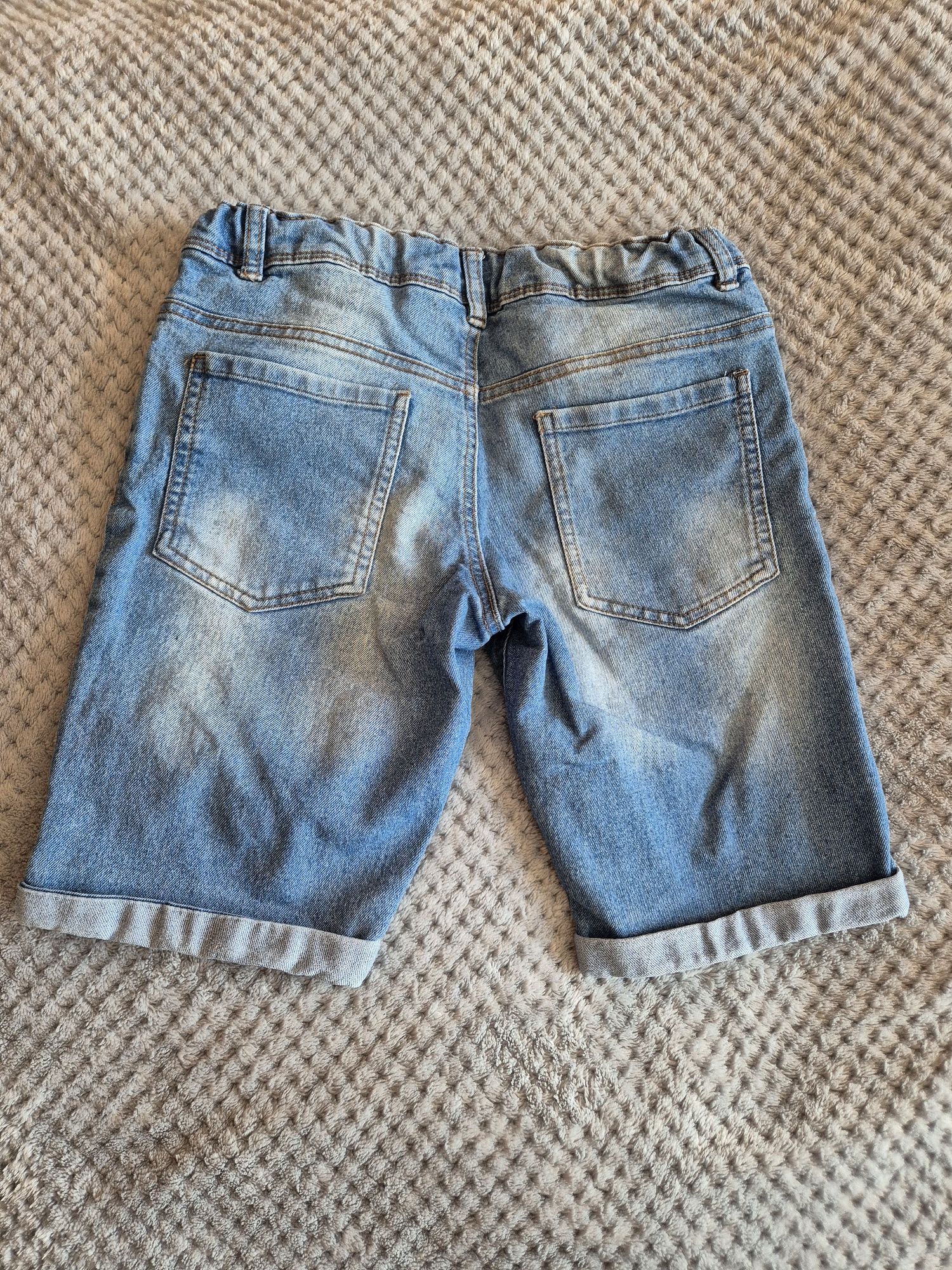 Spodenki jeans roz.134