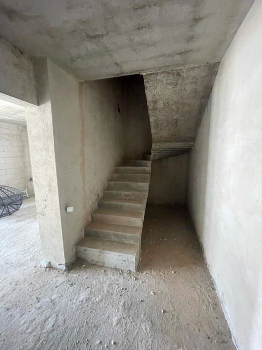 Продаж таунхауса 145 кв. м, 5 кімнат, на вул. Микулинецька