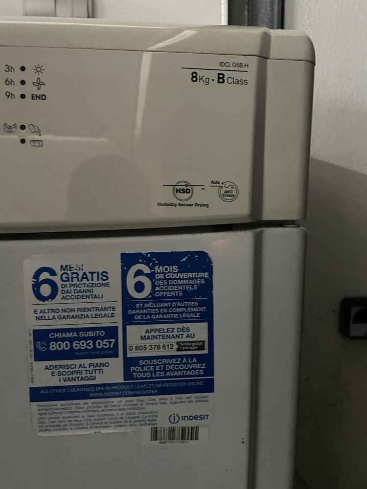 Maquina de secar Indesit 8kg