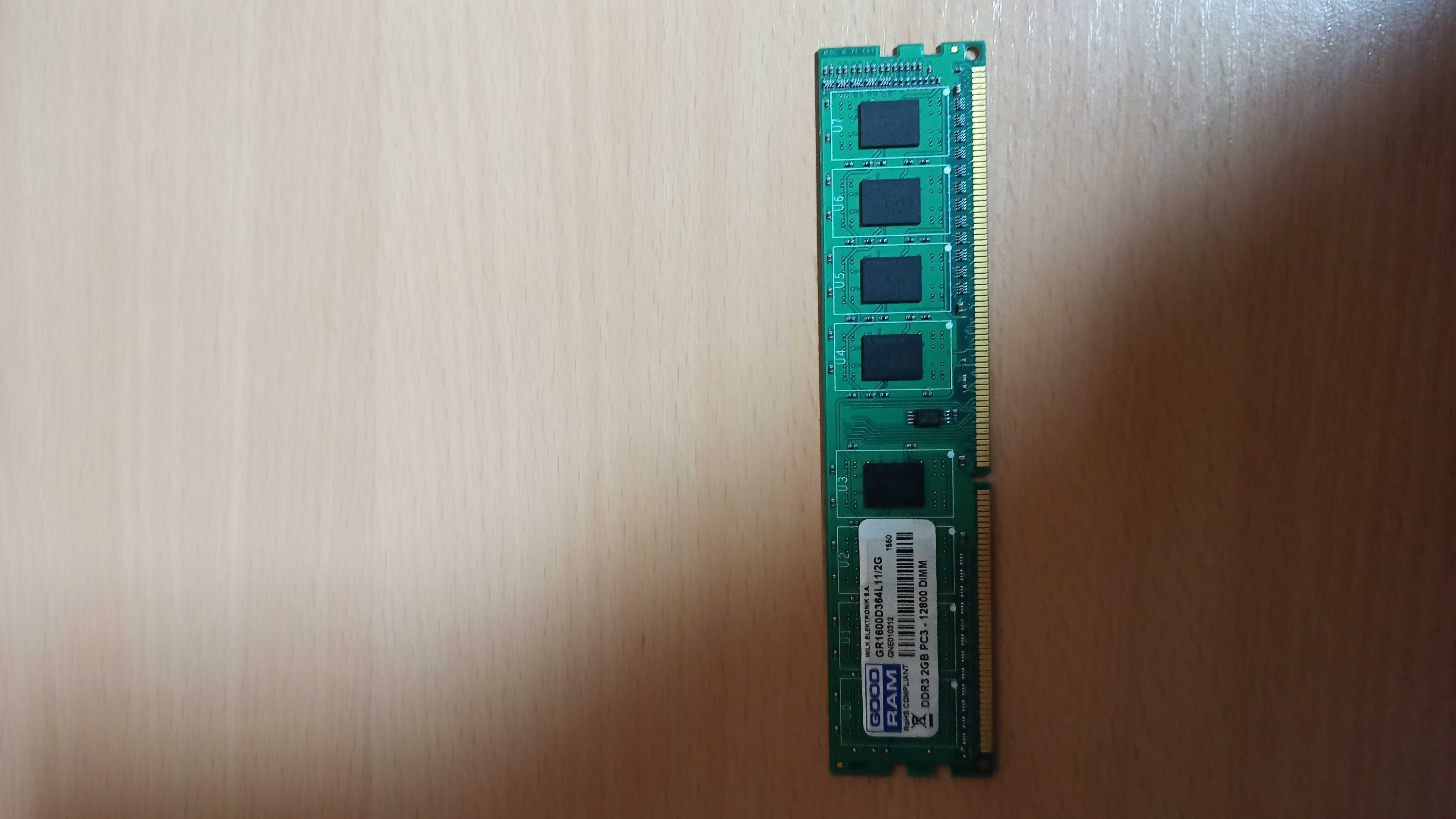 оперативная память DDR 3  2Gb