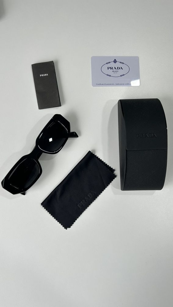 Óculos Prada Symbole Pretos - Novos com recibo