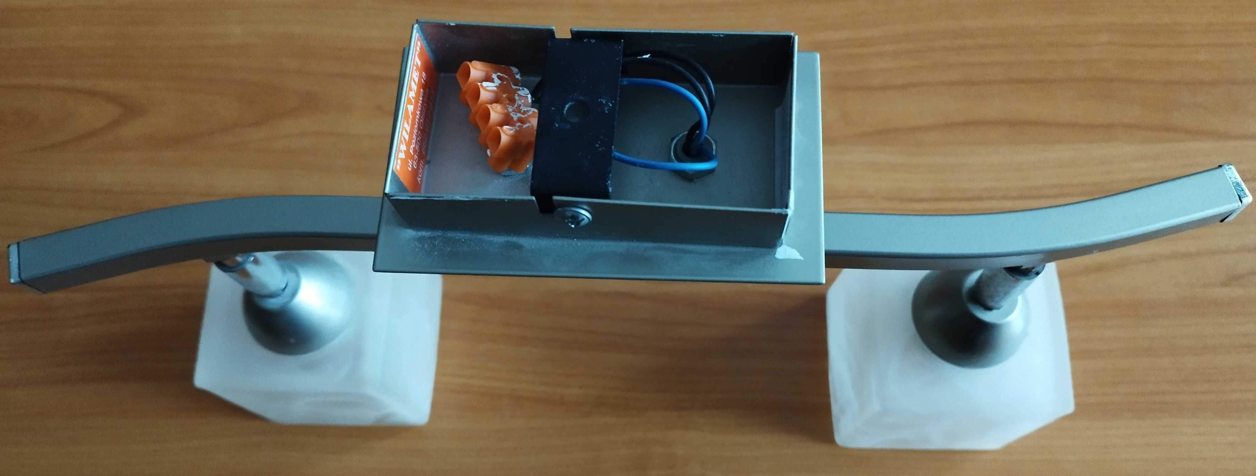 Lampa sufitowa / żyrandol na dwie żarówki