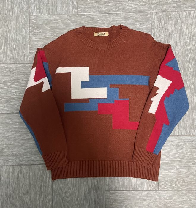 Светр жіночій