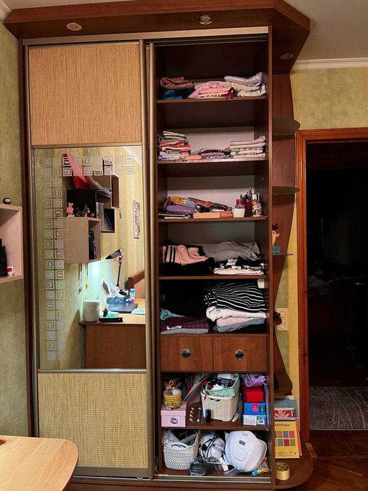 Продам меблі для спальні