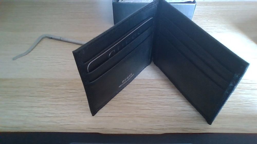 Carteira GUESS nova