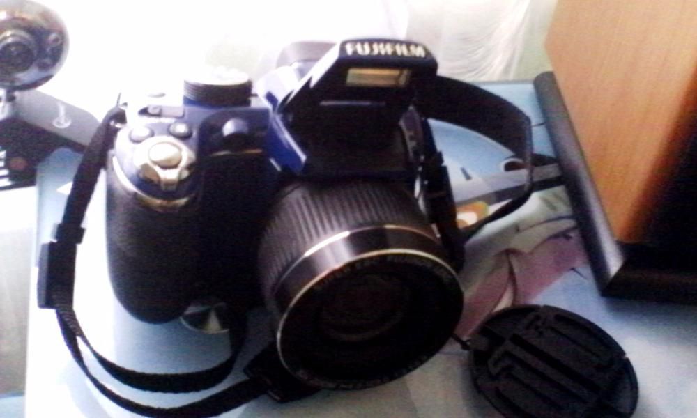 Fujifilm FinePix S4080.Идеал.