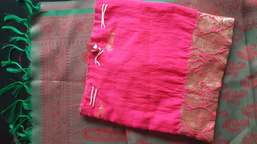 Echarpe com saco artesanal, comprados na Índia