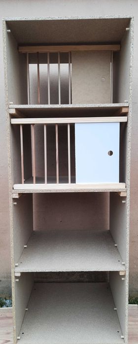 Cele lęgowe półki dla gołębi