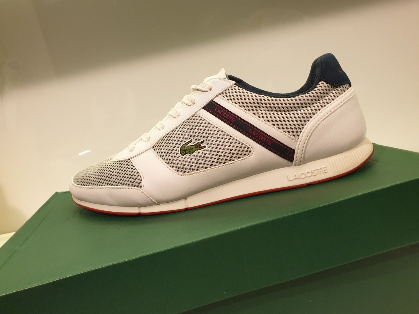 Buty Lacoste roz 42.5 jak nowe