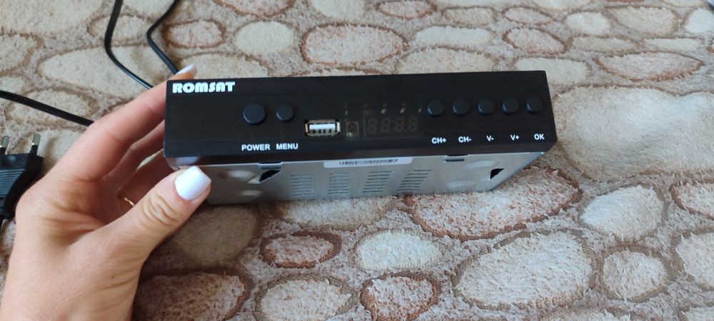 Продаж тюнера приставки Т2. ТОРГ