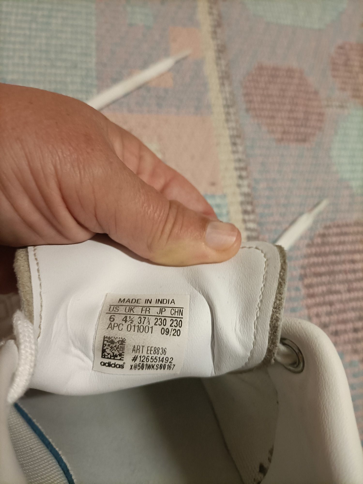 Tênis adidas Stan Smith, em ótimo estado, tamanho 37 e um terço.
