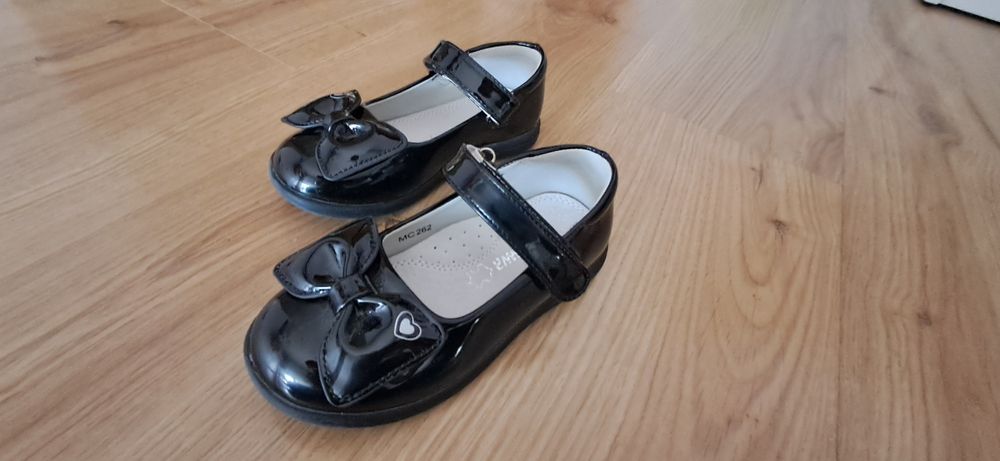 Buty apawwa rozmiar 27