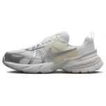 Кросівки Nike V2K Run (FD0736-104)