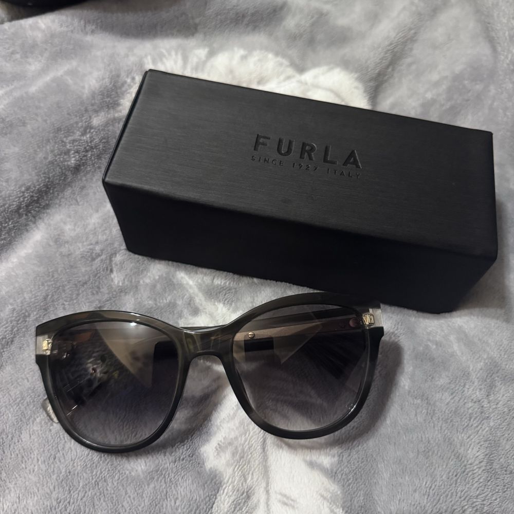 СУПЕР ЦІНА на FURLA — сонцезахесні окуляри (оригінал)