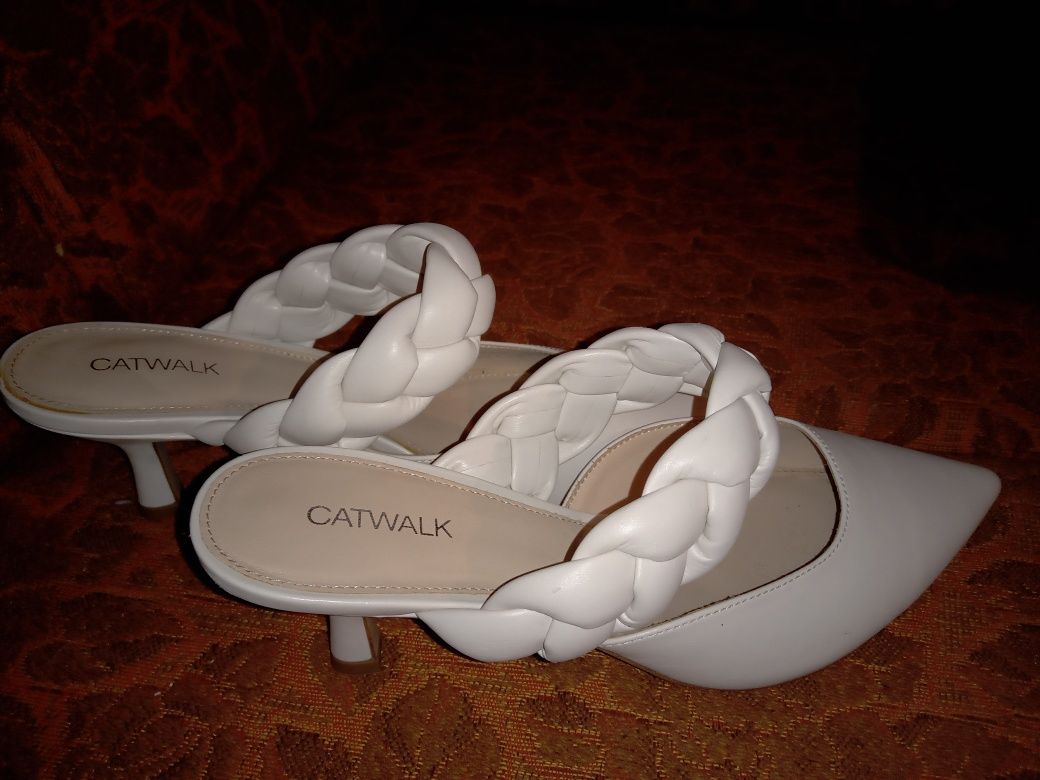 Туфли Catwalk 39 размер