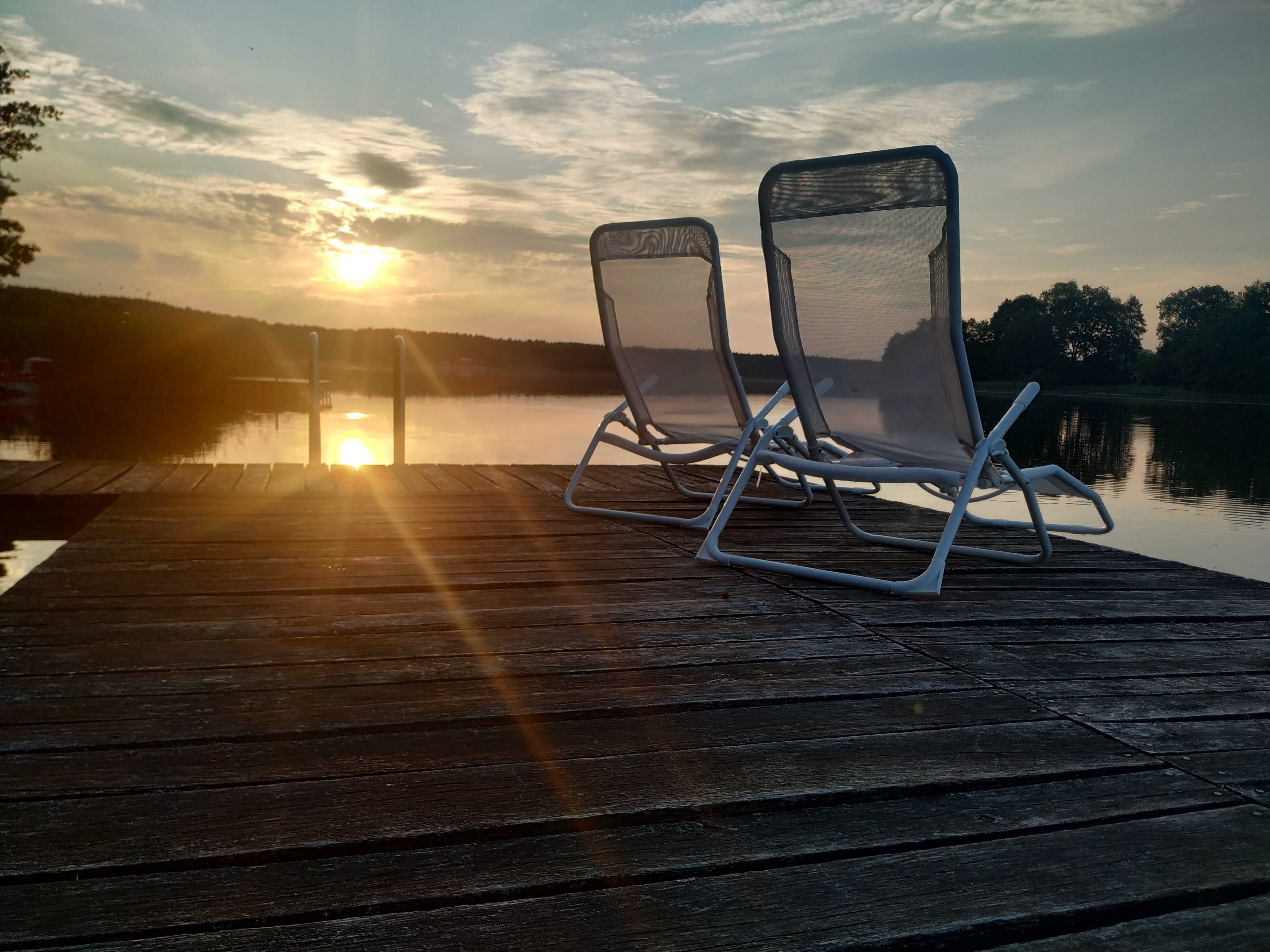 Dom z dojściem do jeziora Hartowiec, plaża, pomost, Wakacje Mazury