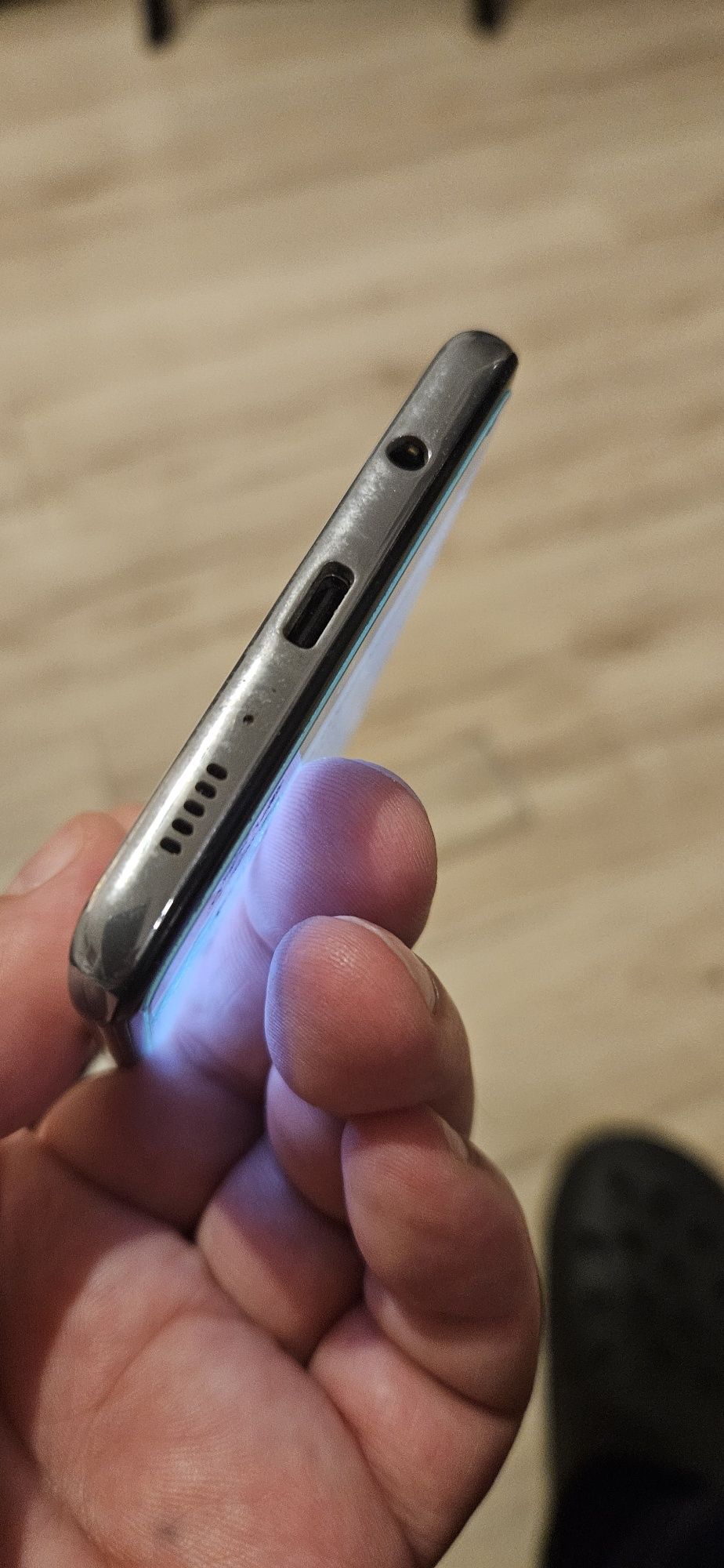 Samsung A71 w bardzo dobrym stanie.