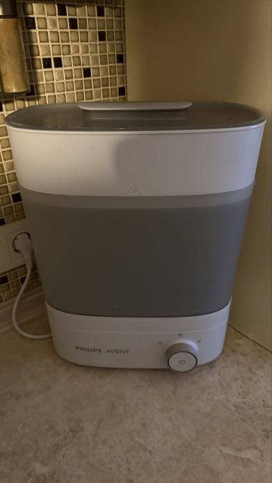 стерилизатор/сушка для бутылочек Philips Avent Premium SCF293
