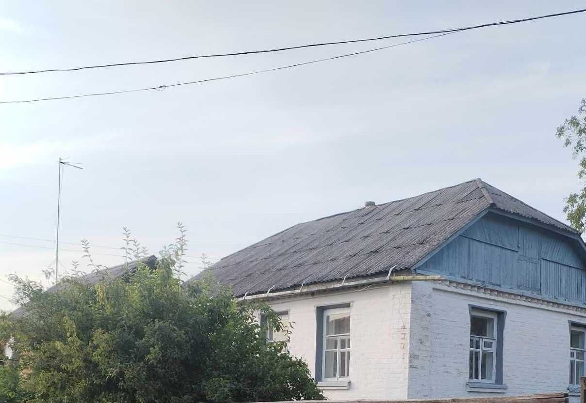 Продам будинок в місті Фастів.